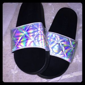VS PINK SLIDES